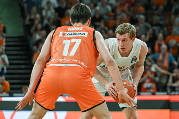 那青训出身 那青训出身