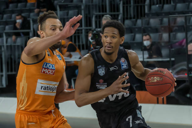 24赛季后 24赛季后